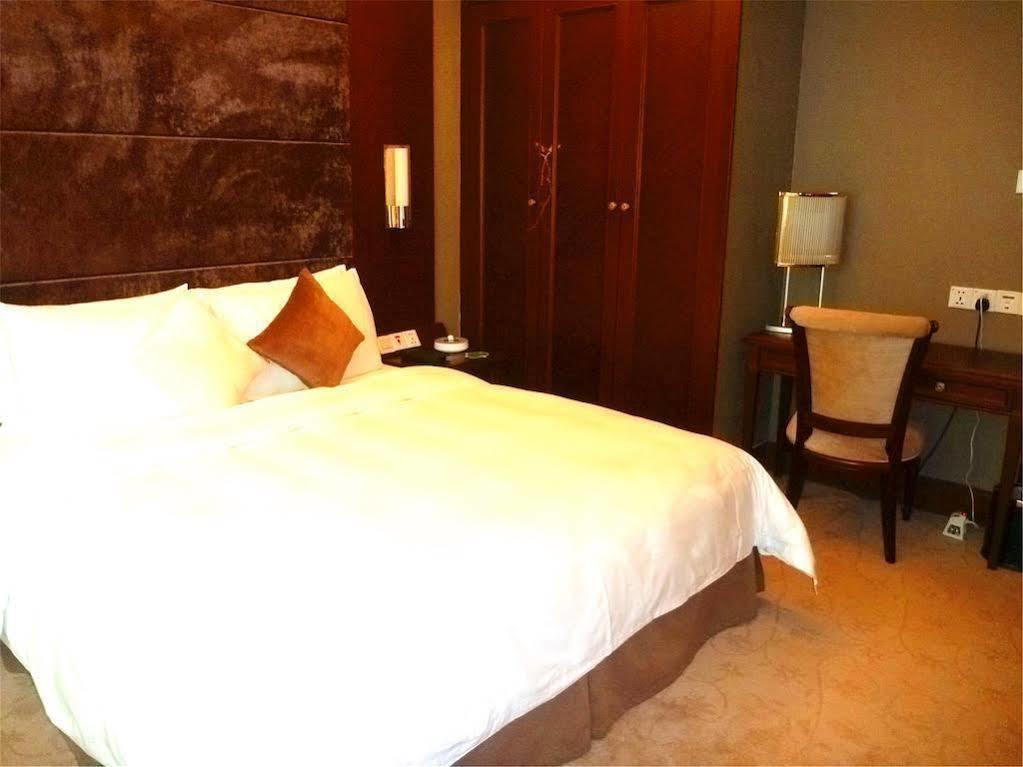 Shenzhen Hengfeng Haiyue International Hotel Exterior foto
